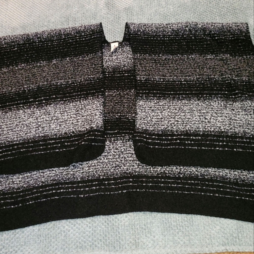 Unisex Vintage Shaw parka throw black an gray stripes polyester material